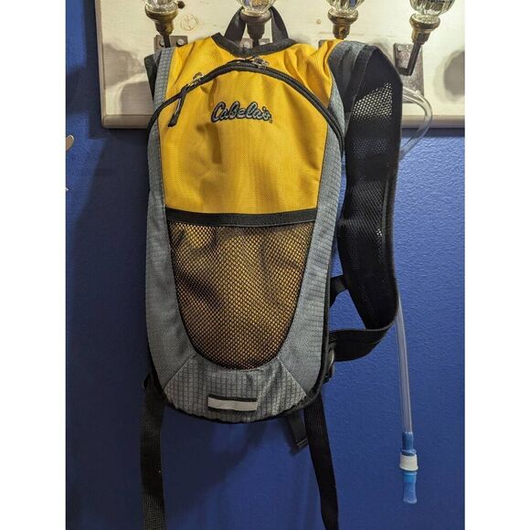 Cabela's Hydration Pack - Picture 1 of 6